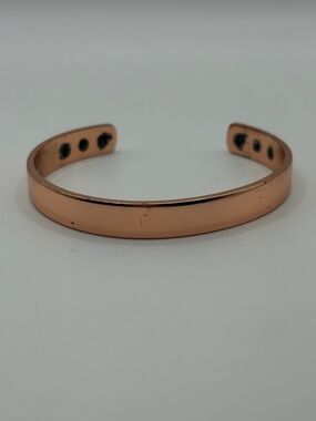 Vintage Rose Gold Magnetic Therapy Cuff Bracelet 6-7” adjustable